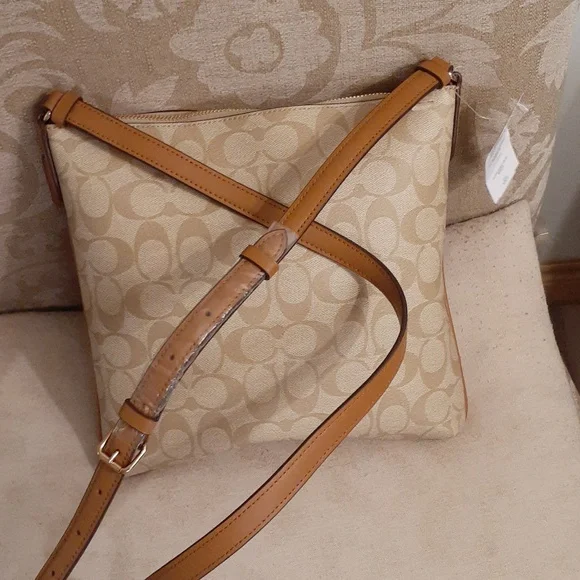 COACH ROWAN FILE BAG NEW CROSSBODY NWT